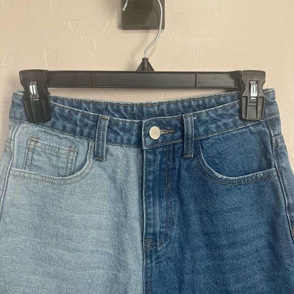 Hope Ave. XS Color Blocking Denim Shorts - Picture 2 of 7
